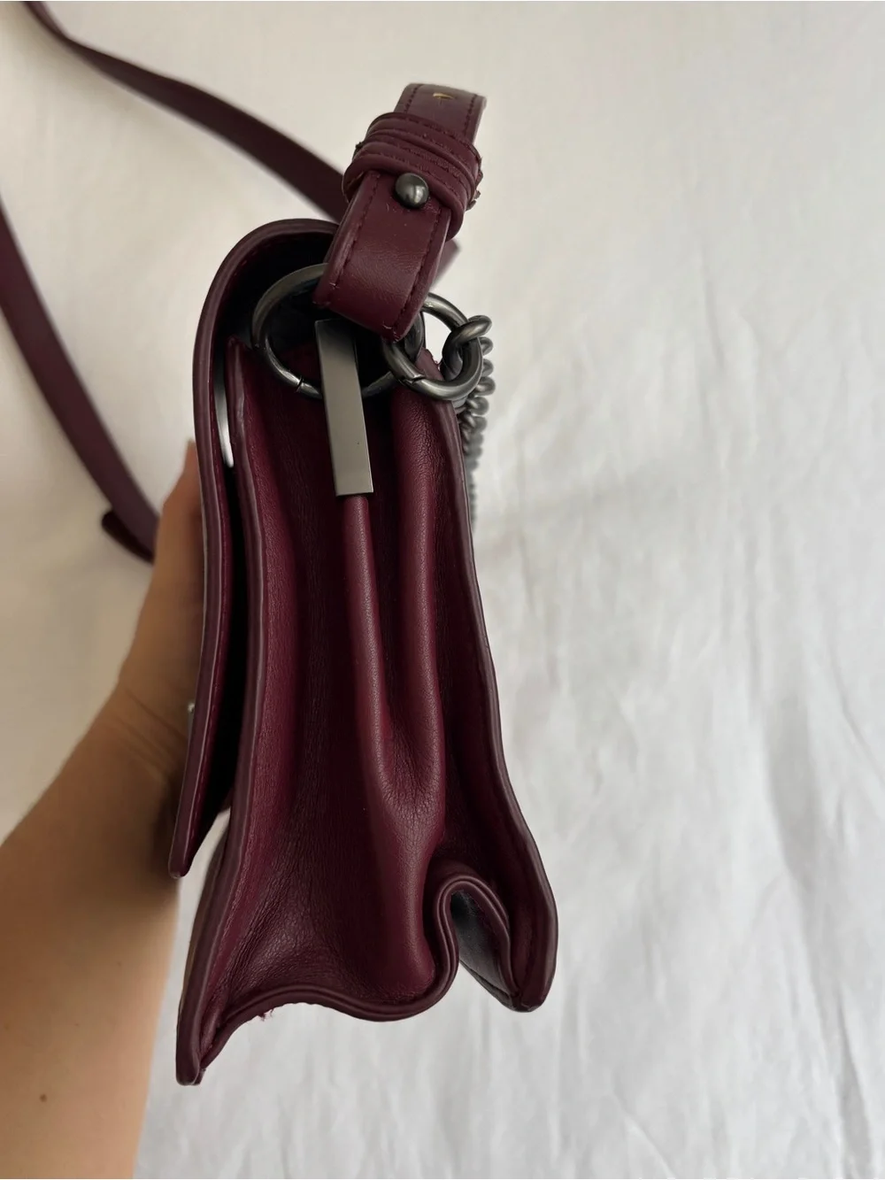 Sam Edelman compact burgundy